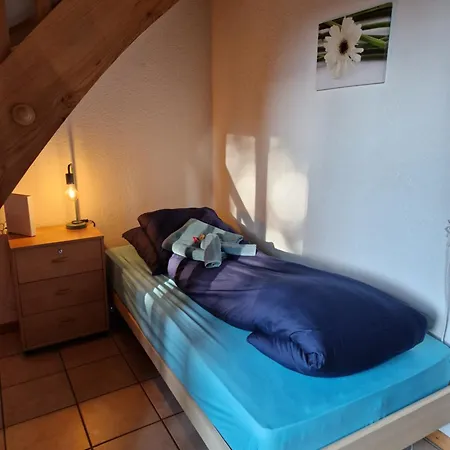 Swiss Direkt Am Thunersee Apartamento *